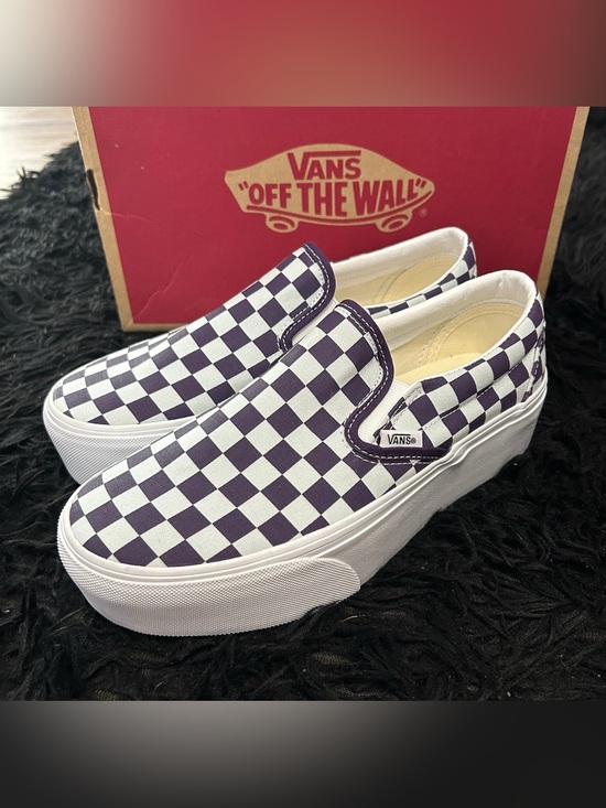 Vans Shoes - VANS checkerboard platform slip on shoes sneakers women’s 7.5 new